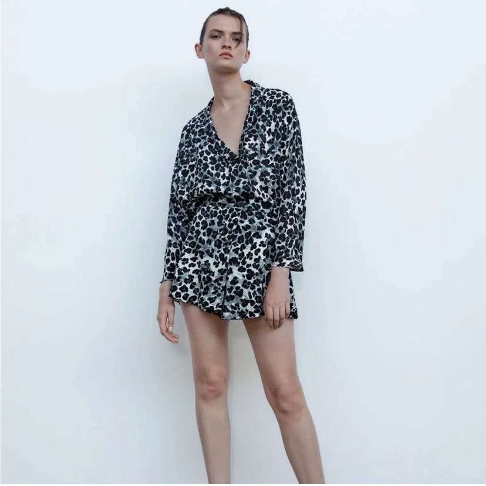 Zara Animal Print Skort